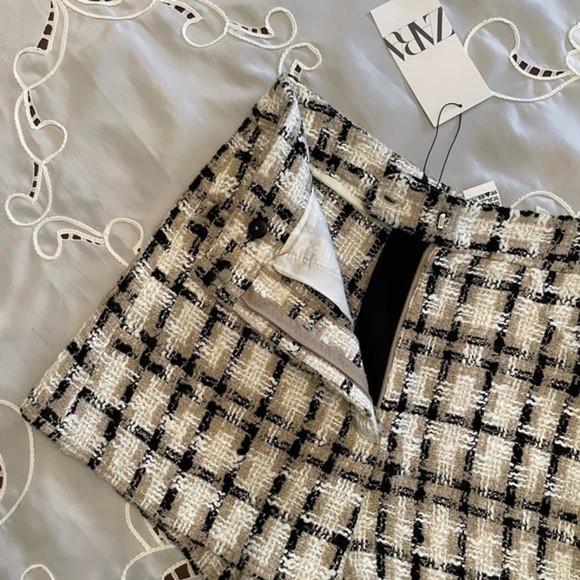 New Zara Highrise Tweed Plaid Fall Style Shorts - Picture 4 of 11